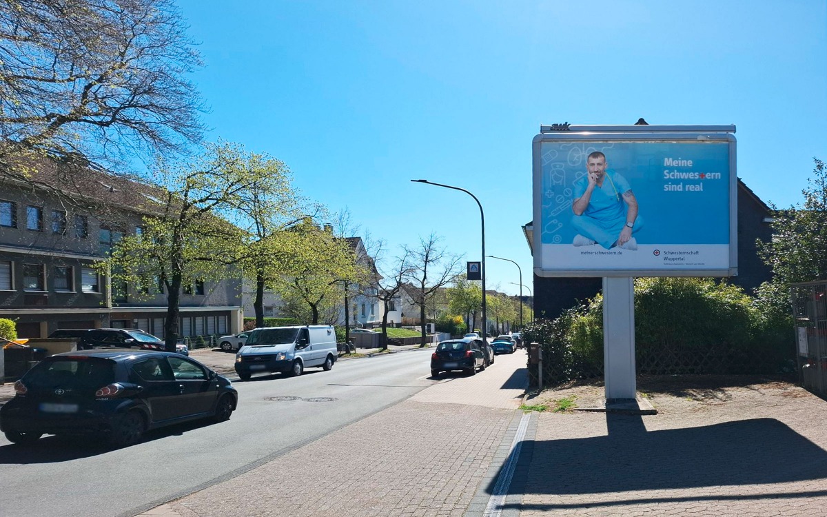 DRK Schwesternschaft Großflächenplakatierung im öffentlichen Raum