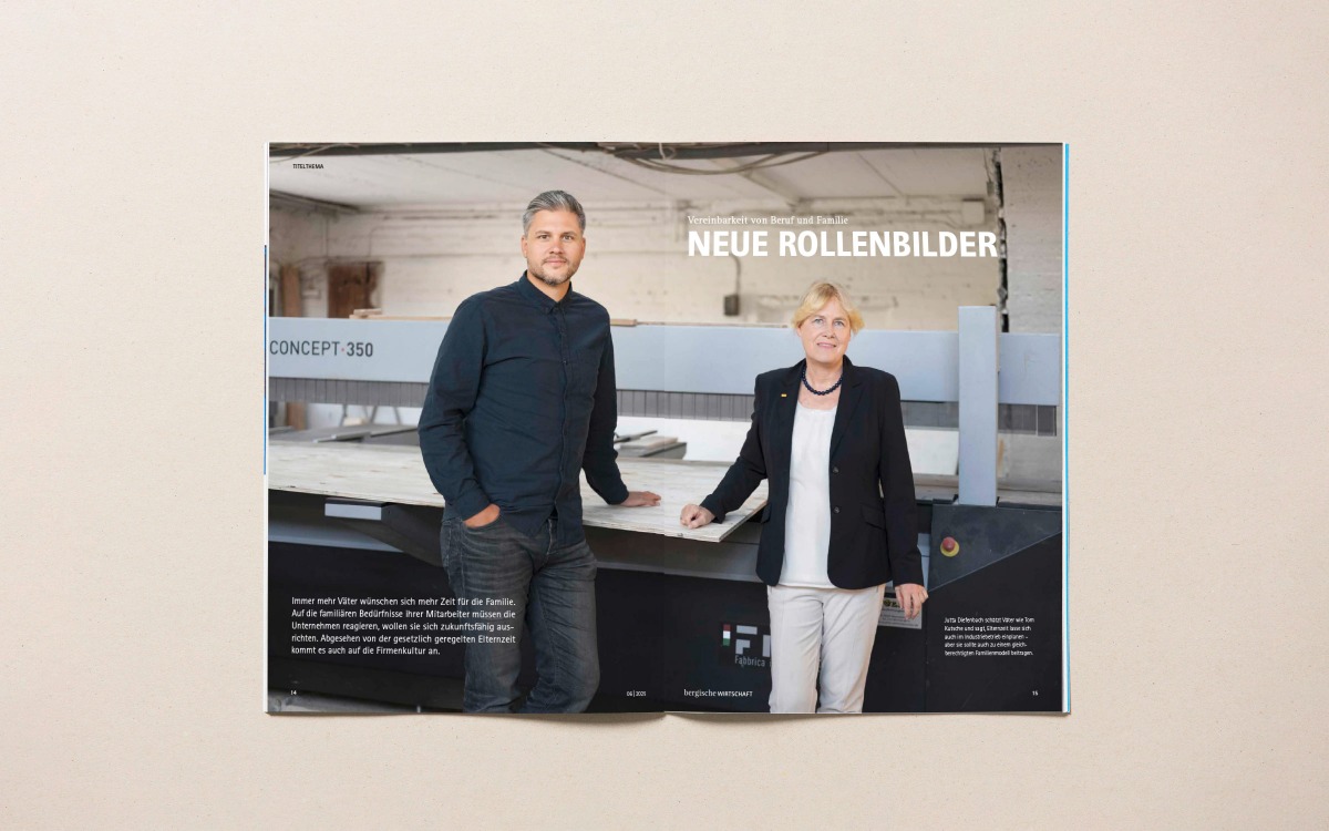 IHK-Magazin Bergische Wirtschaft Doppelseite IHK-Magazin Bergische Wirtschaft Doppelseite